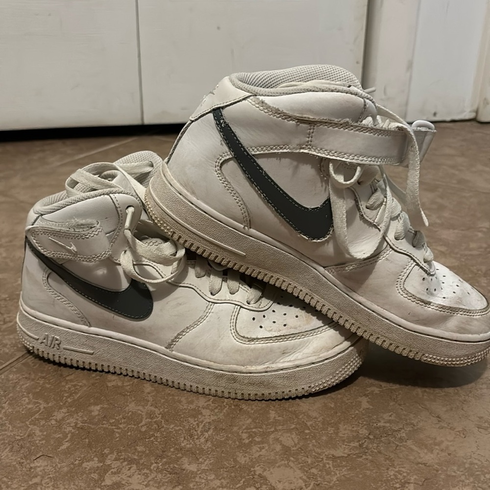 Midi Air Force 1s with Grey Swoosh